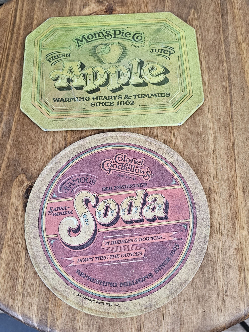 Colonel Goodfellow's Soda Round Decorative Kitchen Trivet - Vintage Red
